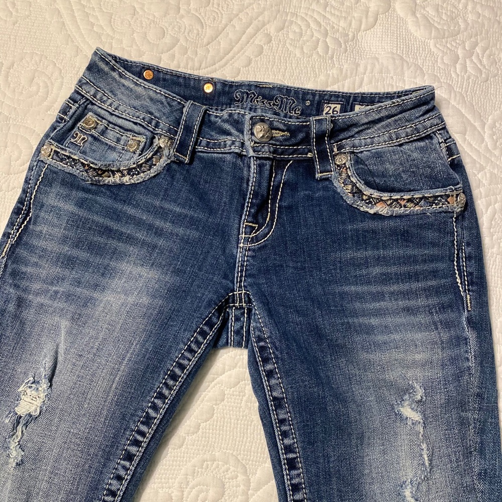 Miss Me cuffed capri size 26